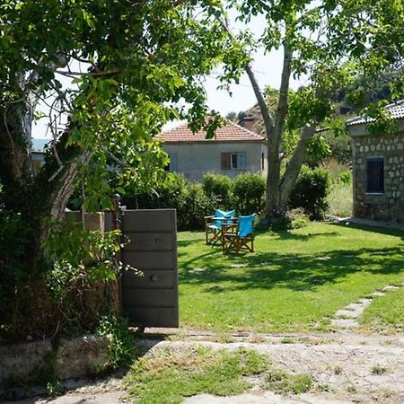 Ατθισ Cozy Cottage Argyra Eksteriør billede